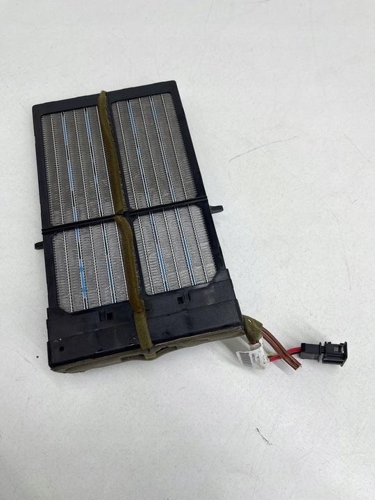 фото №11, Audi a5 8t a4 b8 нагреватель радиаторов нагревателя