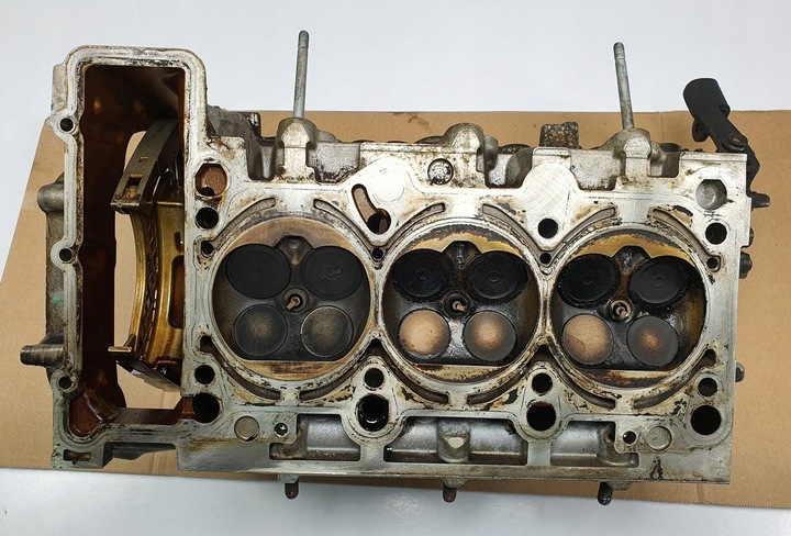 фото №6, Головка двигуна ліва ccda audi a6 c 2.8 fsi 06e103403a