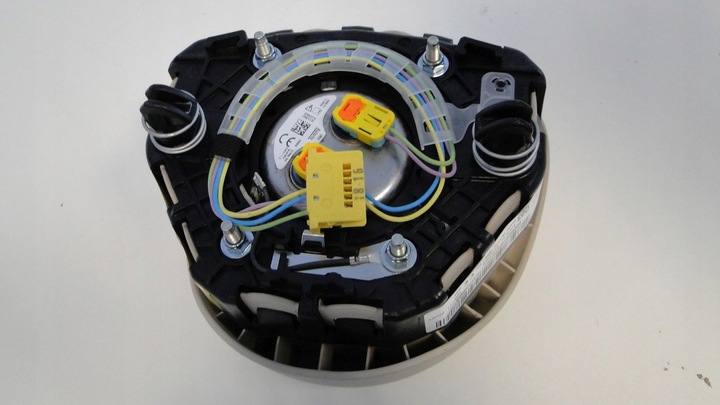 фото №9, Mercedes v клас w447 447 передній рестайлінг подушка w керма подушка безпеки amg beż