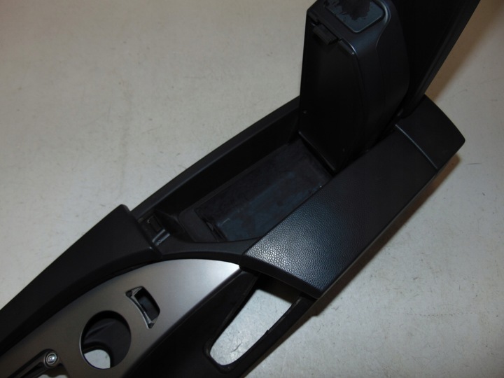 фото №7, Подлокотник туннель кожа bmw 5 e61