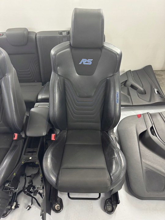 фото №6, Сиденья обшивки диван комплект европа ford focus mk3 rs