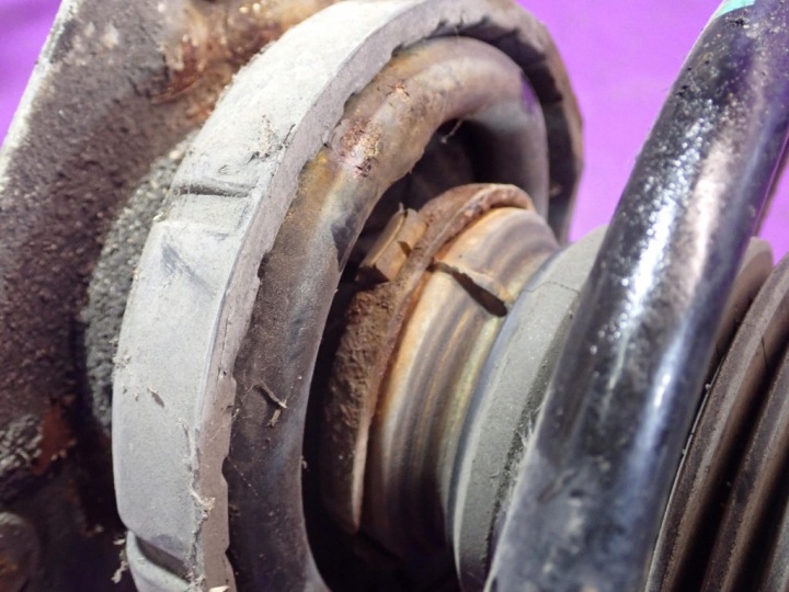 фото №9, Volvo s60 i 00-04 2.4 d mcperson амортизатор перед праве 554048