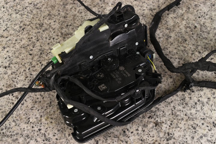 фото №14, Bmw x5 g05 x6 g06 x7 g07 f95 замок замки доводчик soft close softclose