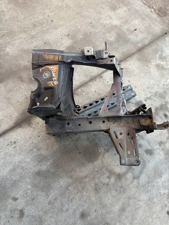 фото №5, Renault megane iii 3 четверть лонжерон левая передняя перед