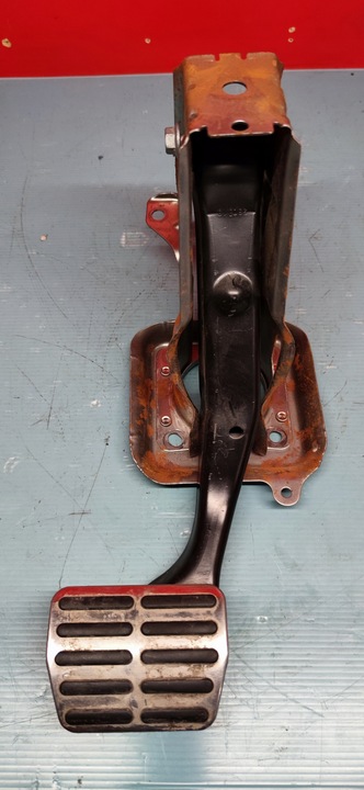 фото №1, Педаль тормоза vw golf vi