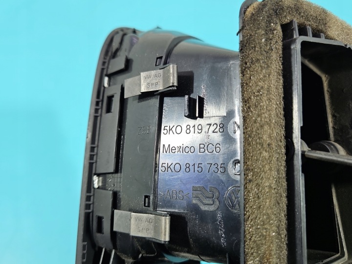 фото №9, Решітка повітропровід середня vw golf vi 5k0819728 5k0815735 європа