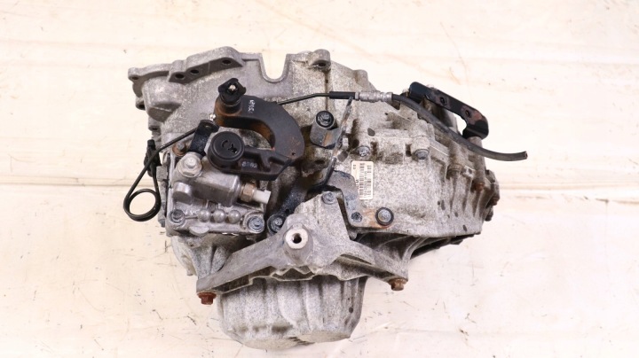 фото №7, Volvo v50 2.4 d5 кпп кпп / коробка передач механічна 766r7002aa, 9482377