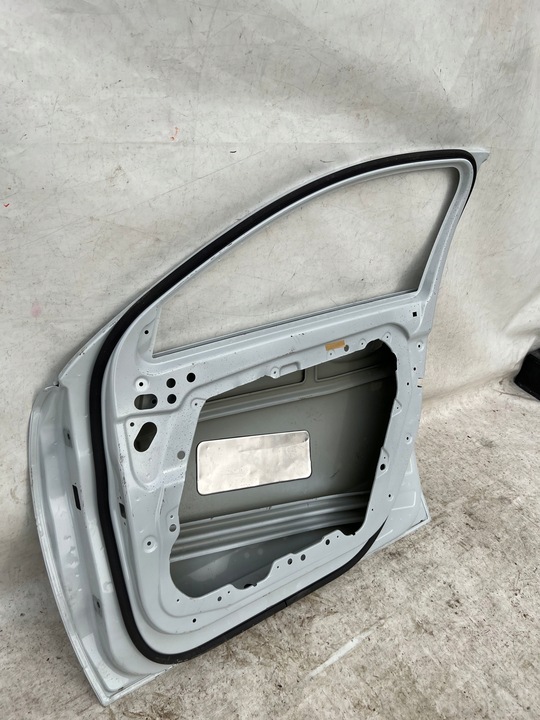 фото №10, Двері mercedes a-klasa w177 праві перед передні