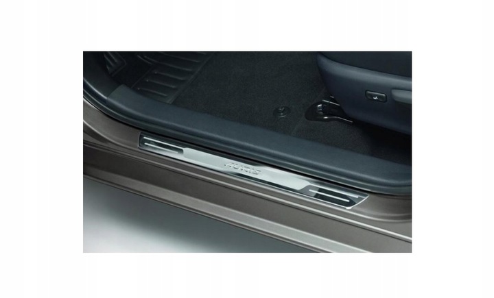 фото №1, Toyota pz438-e2182-00 накладка поріг планка перед auris 15-