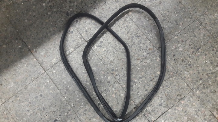 фото №7, Прокладка дверь правые перед lexus is200