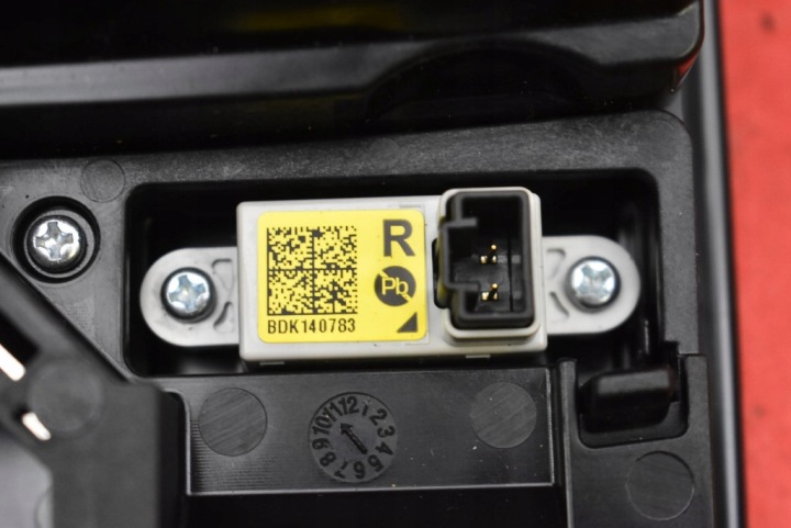 фото №8, Лампа освещение интерьера перед 928xx-m6xxx kia ceed 3 iii proceed 18-