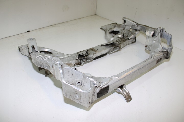 фото №10, Bmw e90 e87 e81 320d подрамник перед колыбель траверса балка идеальные оригинал eur