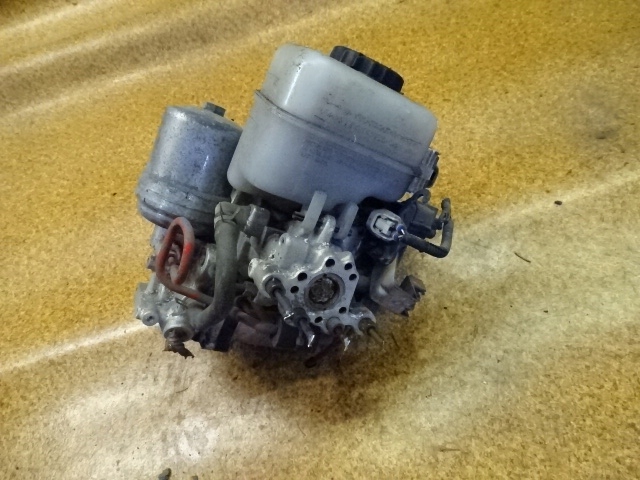 фото №5, Land cruiser 120 04r главный тормозной цилиндр abs 89541-60060