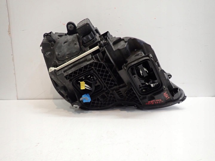 фото №6, Лампа перед передняя левая mercedes e-klasa w212 рестайлинг 2013- полный led