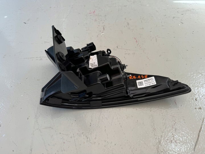 фото №10, Hyundai tucson iv 4 20r- лампа правий зад права задня 92402n7100