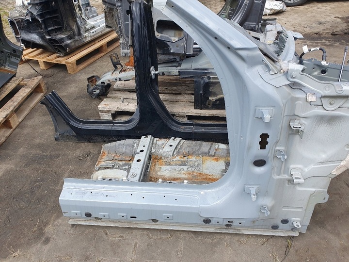 фото №1, Bmw 4 купе g22 2021- четверть правая перед порог стойка c4p