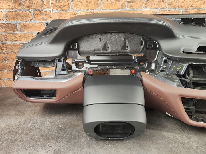 фото №8, Bmw 7 g11 g12 оригінальна панель роздавальна консоль шкіра nappa hud amarone