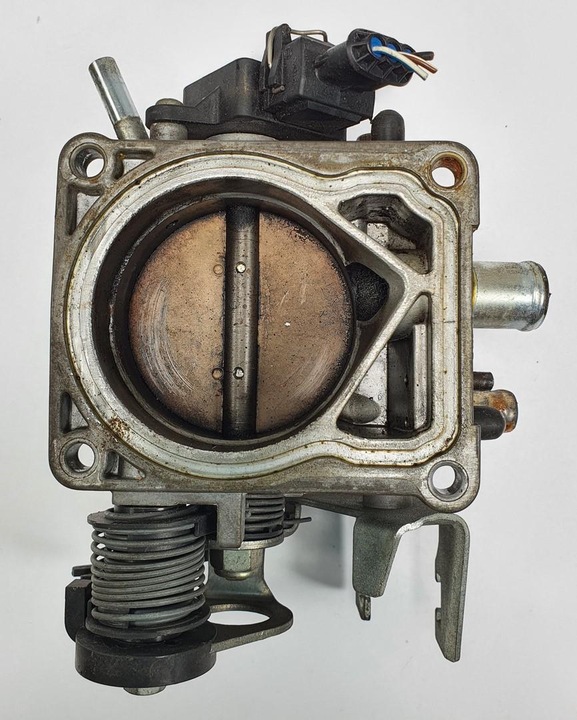 фото №6, Дроссельная заслонка saab 900 ii 2.3 9166612