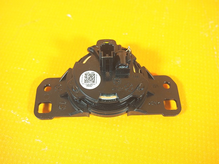 фото №9, Audi q7 4m динамик высокочастотный обшивка стойка 4m0035399