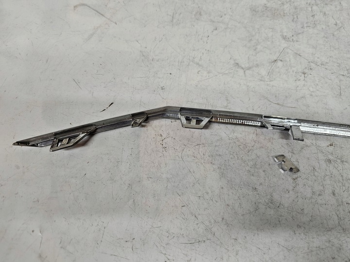 фото №13, Volkswagen passat b8 рестайлинг 21 хром планка решётка правая нижняя 3g0853506ab