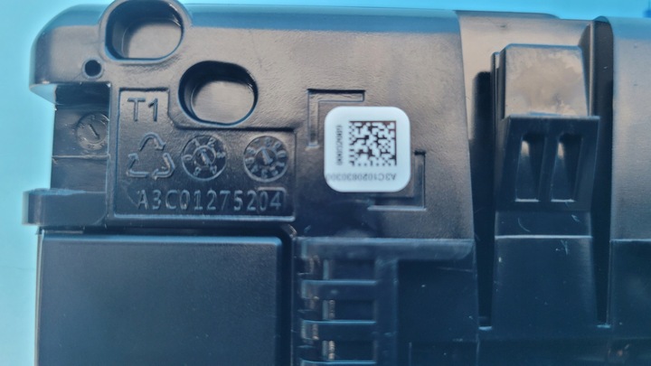 фото №8, Renault zoe ii 2023 модуль блок управления радио навигации 2591a4805r