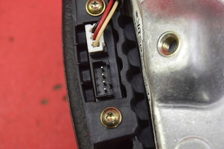фото №15, Подушка подушка безопасности водителя 4b0880201ag audi a6 c5 97-01