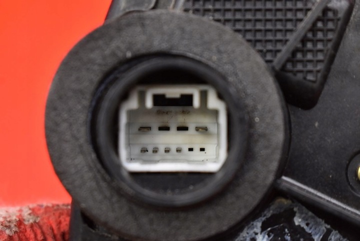 фото №7, Замок дверь левый перед переднее eu toyota avensis t25 02-06