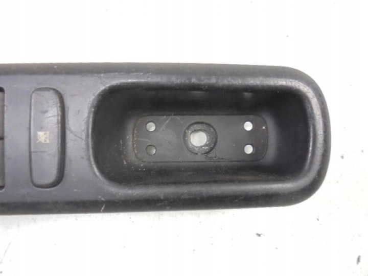 фото №6, Peugeot 407 выключатель стекло перед левый 96468704xt