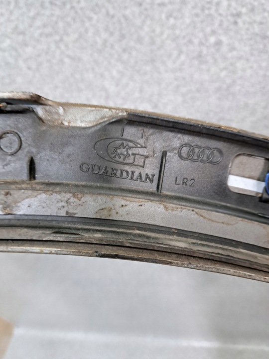 фото №8, Audi q3 планка крыльев зад правая 8u0853818a