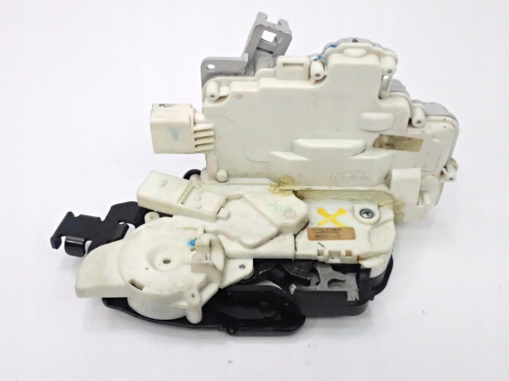 фото №1, 4e2837015aa door lock power close механизм a8 d3
