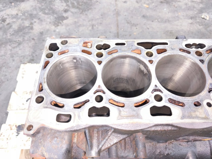 фото №6, Блок  двигуна audi a3 8v volkswagen seat skoda 2.0 tdi crb 03n023a