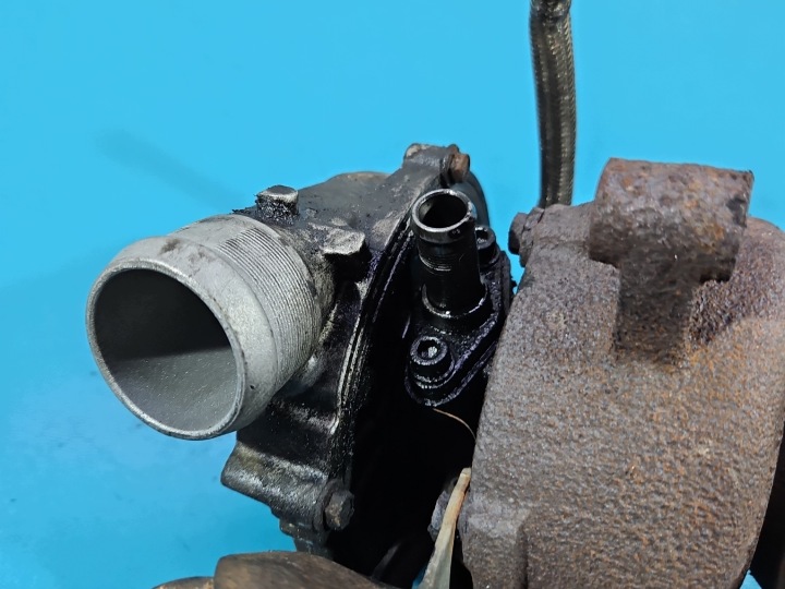 фото №10, Турбокомпрессор volvo v50 s40 ii 2.0d 136km 760774-3 9662464980 gt1749v