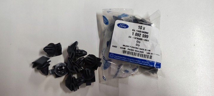 фото №1, Ford focus mk3 kuga клипса штифт планки пороговой порога 1692599 w790225