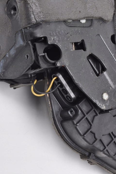 фото №7, Land rover discovery l462 замок дверь левый зад hy32-24995-ac