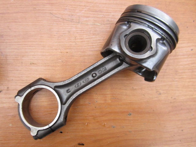 фото №5, Hyundai i30 i20 kia ceed 1.4 1.6 crdi d4fb поршень p289 u16 e5b