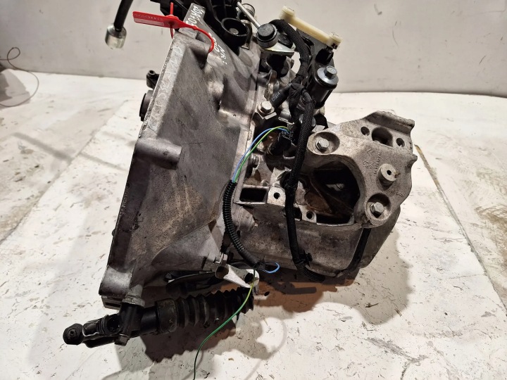 фото №7, Кпп кпп / коробка передач 20a703 opel crossland peugeot 2008 c3 iii 1.2 vti