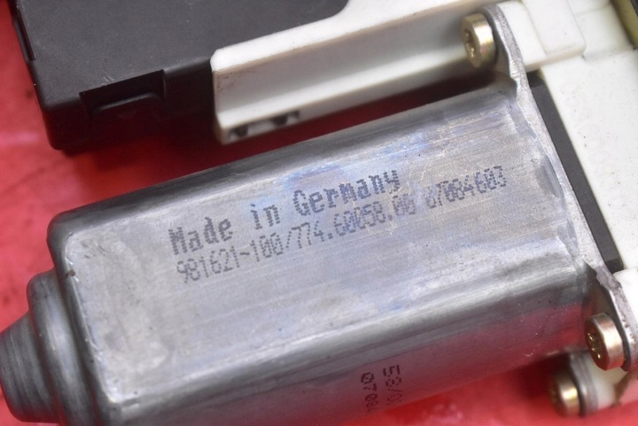 фото №9, Подъемник стекла правые перед eu 1k0959792d seat altea 1 i 04-09