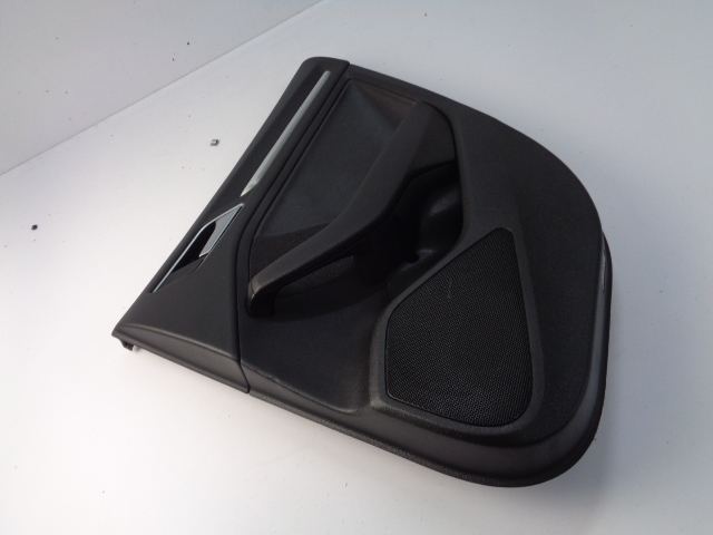 фото №1, Оббивка двері праві зад audi a3 8v5