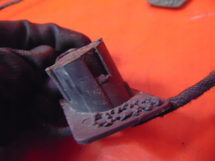 фото №11, Mercedes vito w639 viano установка жгут 4x датчики pdc парковка зад