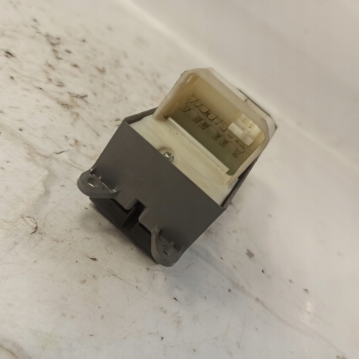 фото №10, Toyota corolla e15 панель переключатель стекло левый перед 192835 914-0b73