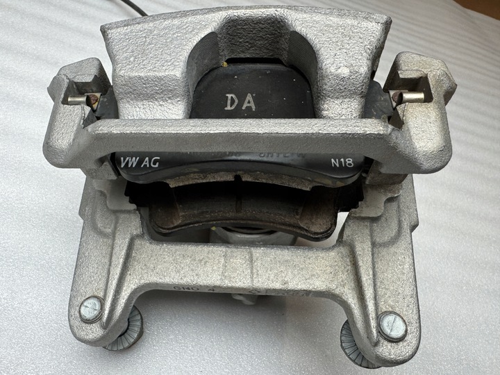 фото №12, Audi a4 a5 8w диски тормозные тормозные колодки зажимы набор перед/зад 8w0615301ab