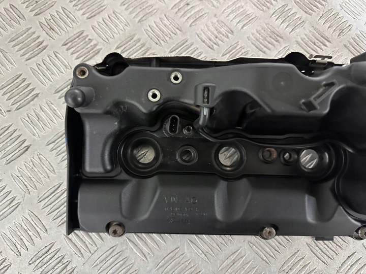 фото №6, Skoda fabia iii 1.4 tdi cut крышка клапанов 04b103469k