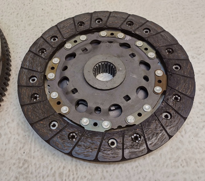 фото №8, Bmw 4 f36 gran купе 14-17 2.0 n47d20c комплект зчеплення luk