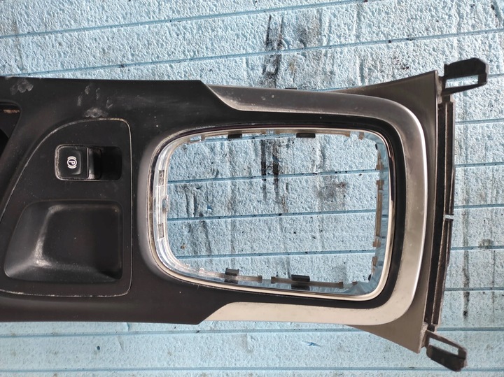 фото №8, Opel insignia a 2008 туннели средние