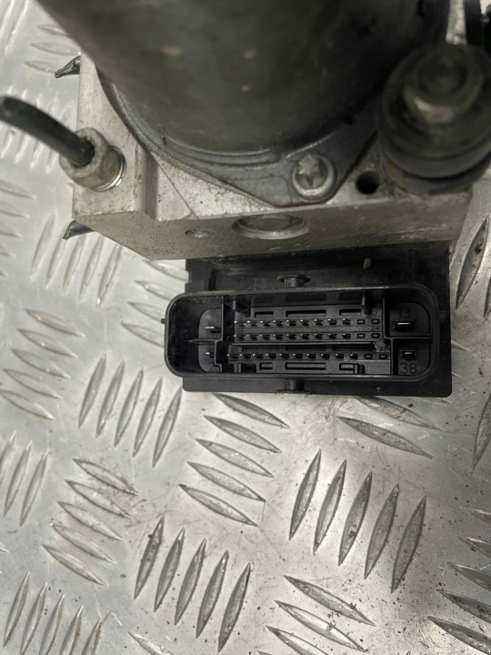 фото №8, Насос модуль керування abs 0265800863 nissan nv200 1.5dci 09-19