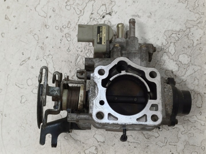 фото №8, Toyota carina e 92- дросельна заслінка 2f1516720