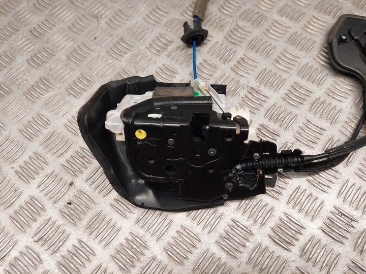 фото №10, Audi a8 s8 d4 4h 4h0839015d зад левая прочие