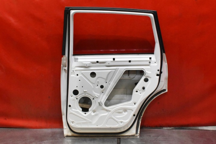 фото №13, Дверь правая зад задние ls9r audi q7 4l рестайлинг usa 08-15