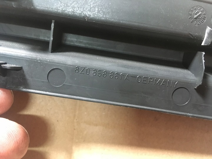 фото №5, Держатель крепление полки левый зад audi a2 8z0858861a