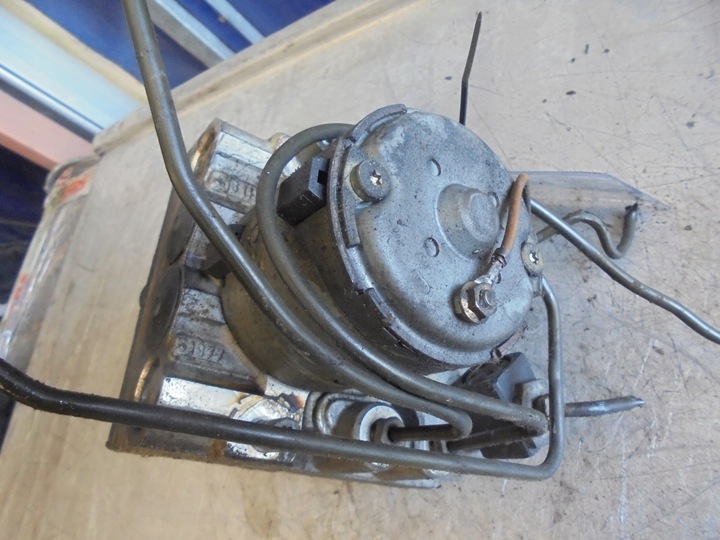 фото №16, Насос abs 0024319712 mercedes w210 e клас 95 ben